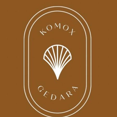 Komox Gedara 高尔 外观 照片