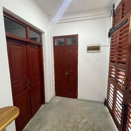 Komox Gedara 高尔 外观 照片